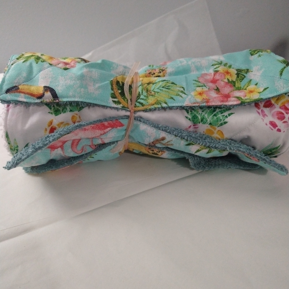 8 pack handcrafted in paper towels. Rainforest themed.10"X10" size New